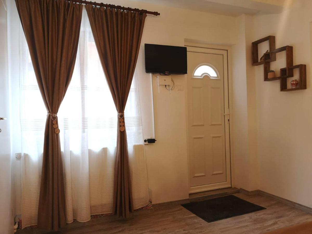 Traditional Boutique Брашов Екстер'єр фото